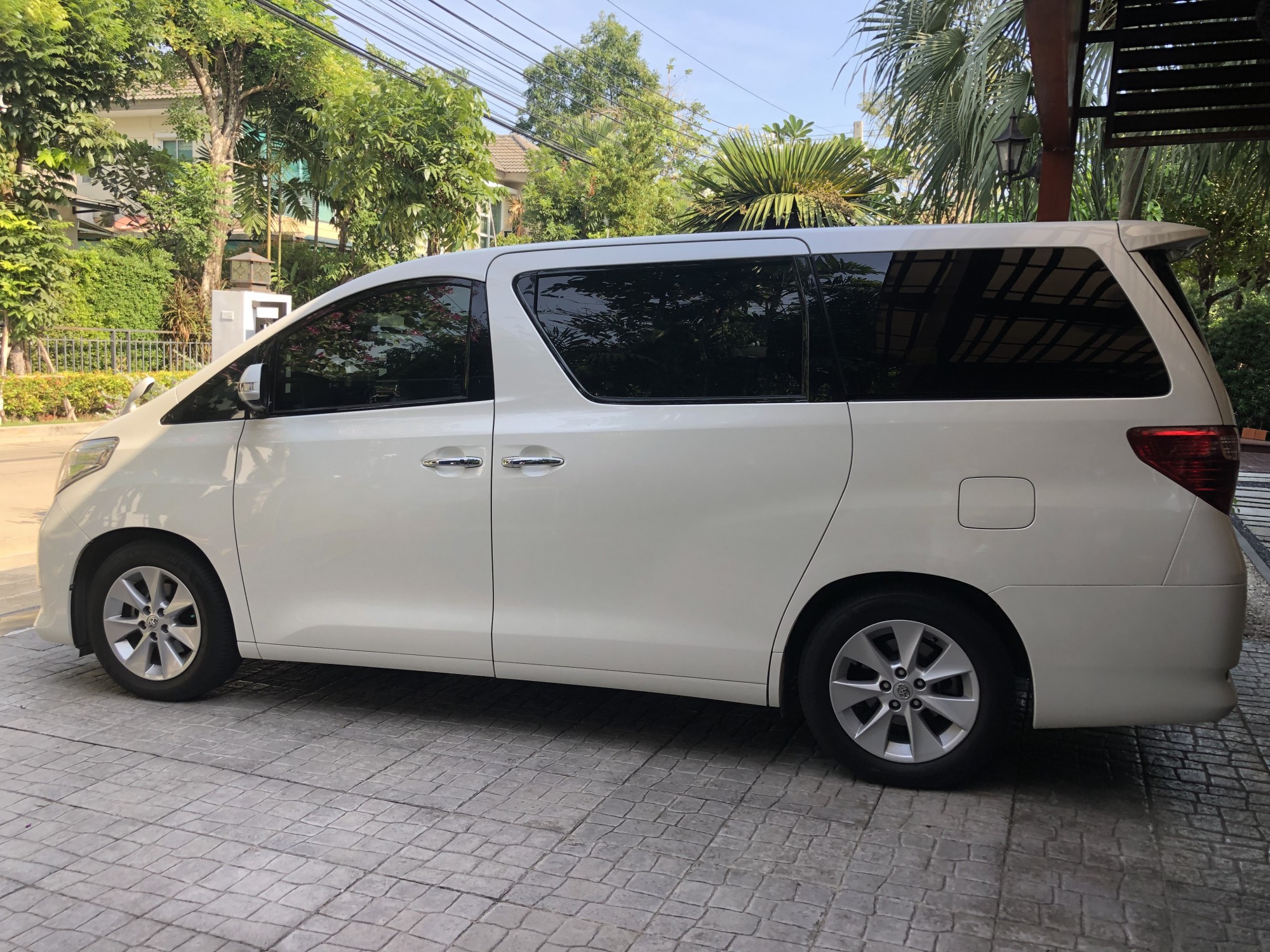 ขายรถบ้าน TOYOTA ALPHARD 2.4 G ปี 2011 (รูปที่ 3)