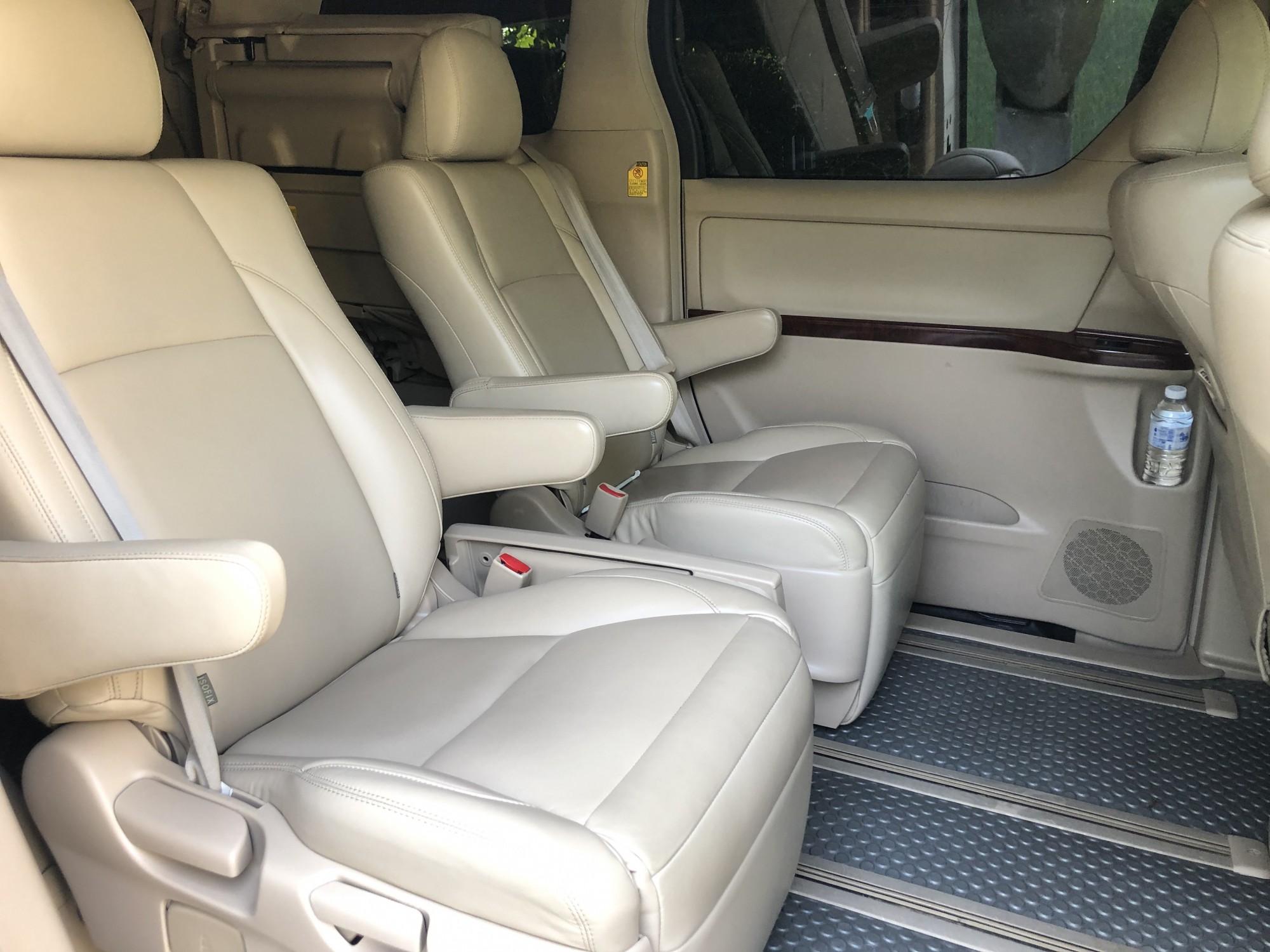 ขายรถบ้าน TOYOTA ALPHARD 2.4 G ปี 2011 (รูปที่ 12)