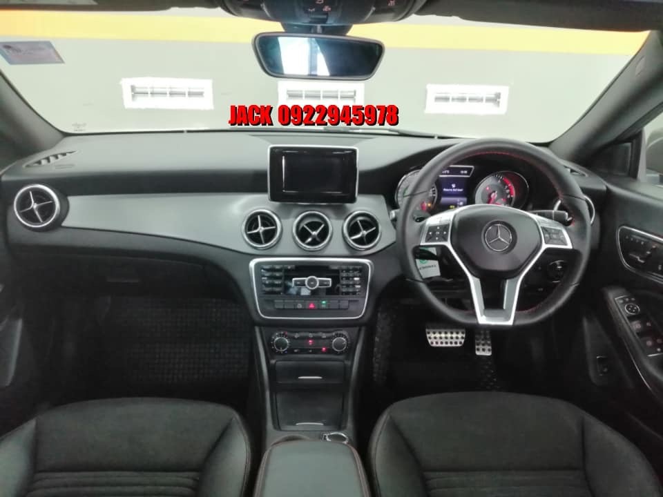Mercedes-Benz CLA-Class C117 CLA250 ปี 2014 สีเทา (รูปที่ 4)