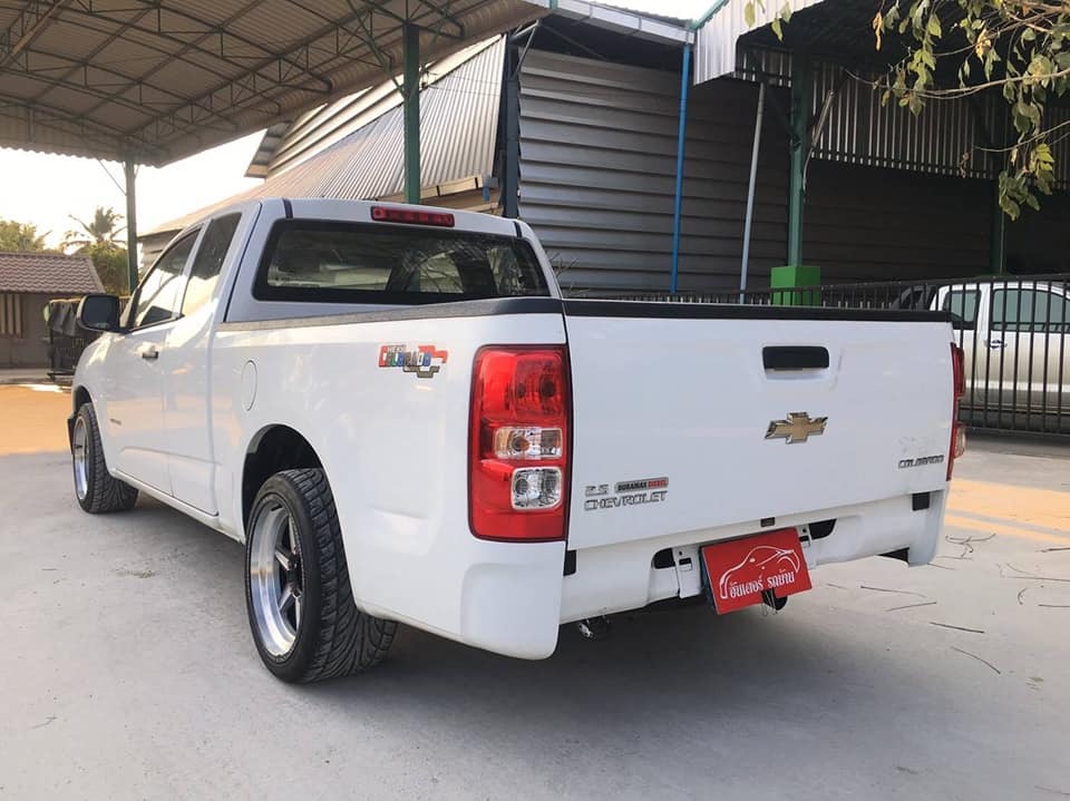 Chevrolet Colorado ปี 2013 สีขาว