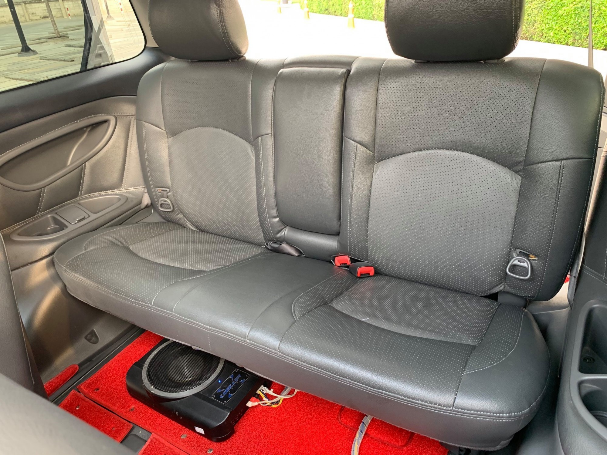 Toyota Estima ปี 2005 สีขาว (รูปที่ 14)