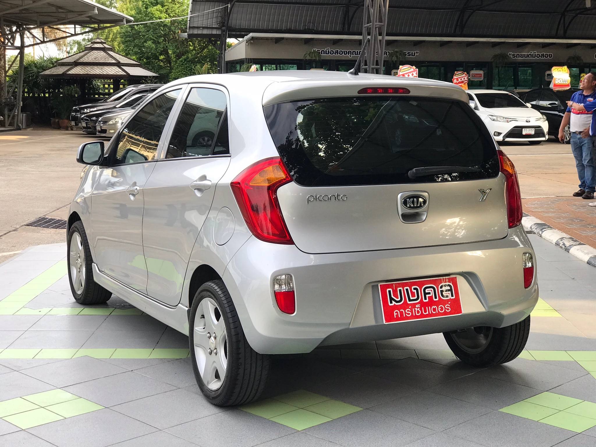 Kia Picanto Gen2 ปี 2015 สีเทา (รูปที่ 7)