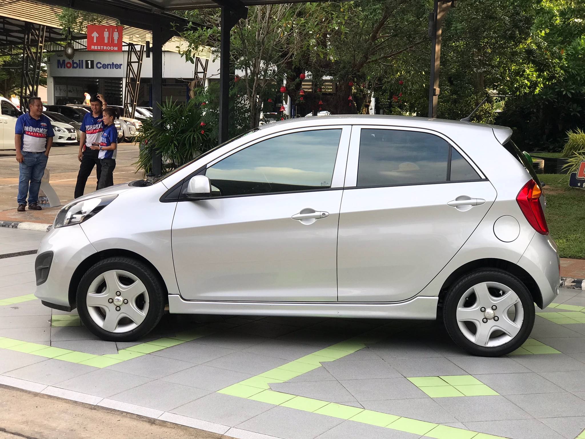 Kia Picanto Gen2 ปี 2015 สีเทา (รูปที่ 6)