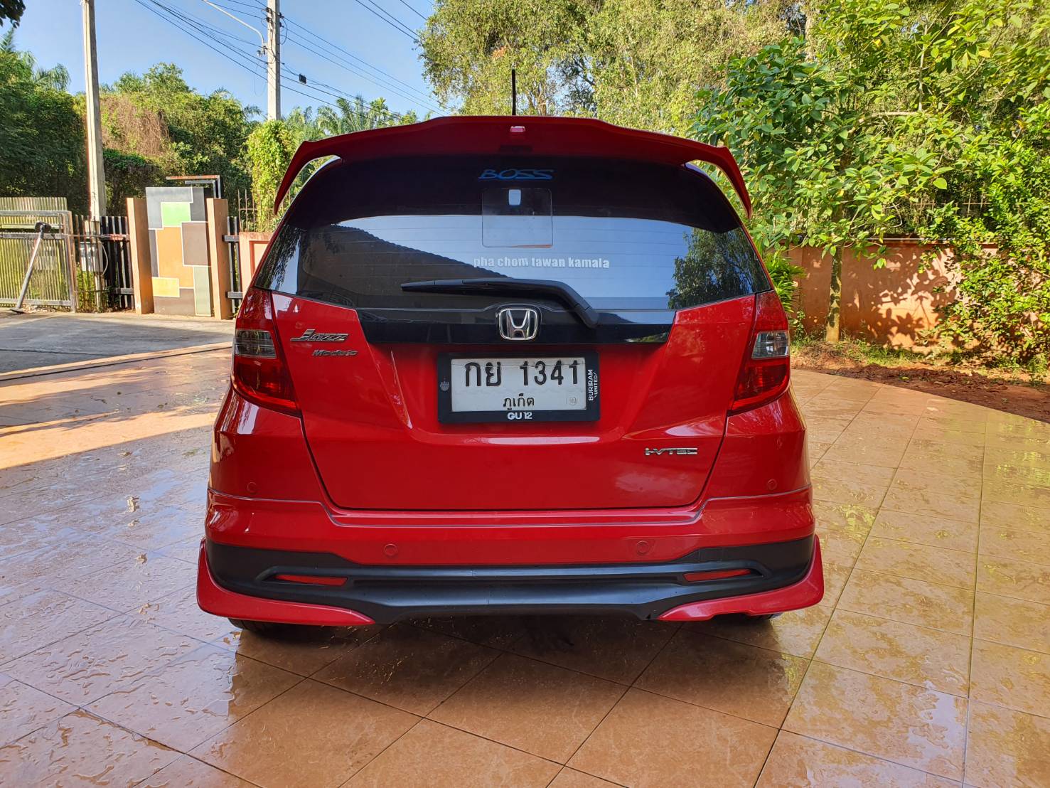 Honda Jazz GE ปี 2013 สีแดง (รูปที่ 9)