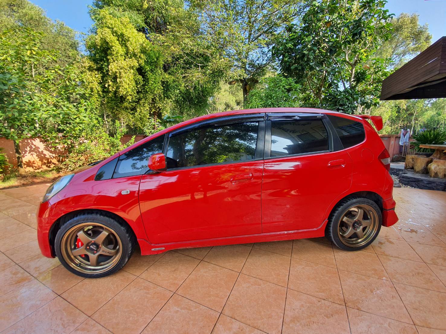 Honda Jazz GE ปี 2013 สีแดง