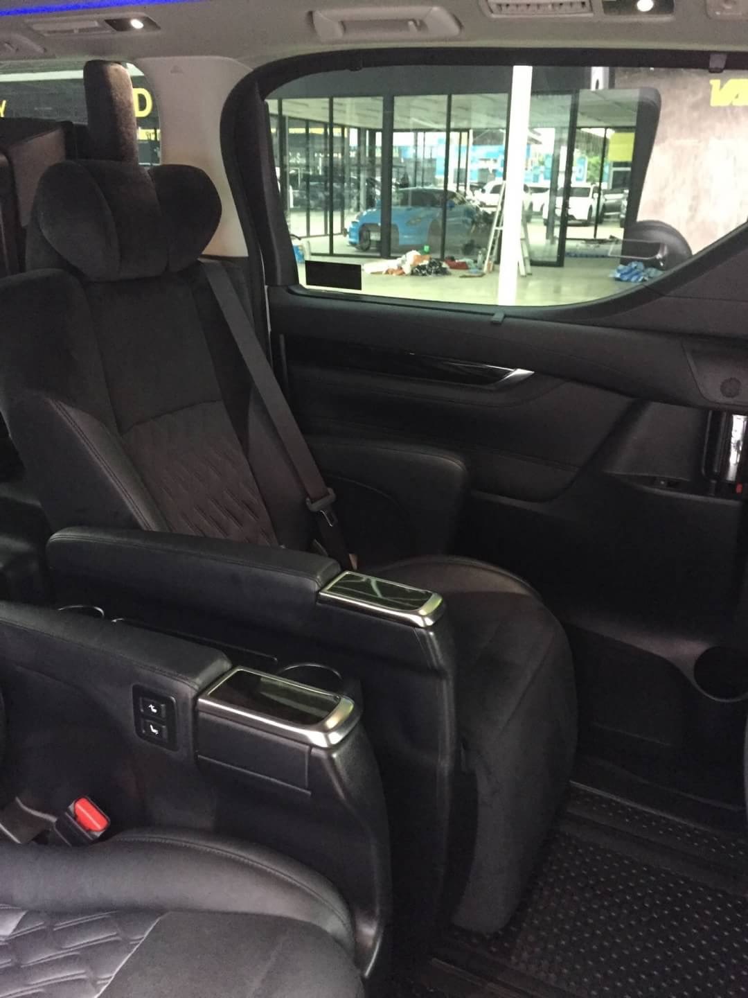 Toyota Alphard ปี 2015 สีขาว (รูปที่ 12)