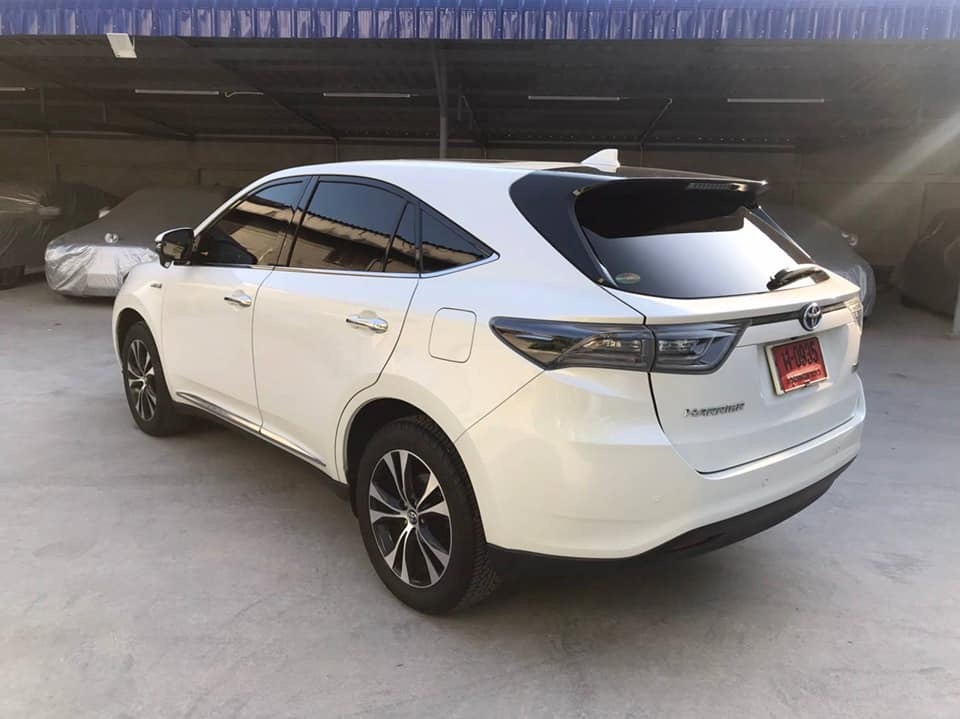 Toyota Harrier ปี 2015 สีขาว (รูปที่ 12)