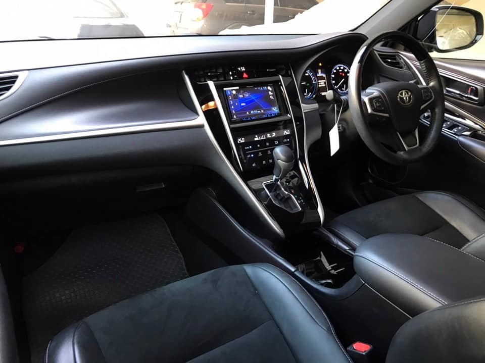 Toyota Harrier ปี 2015 สีขาว (รูปที่ 7)