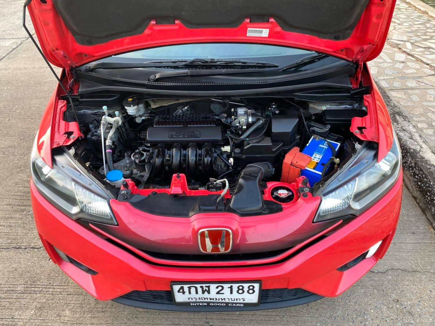 Honda Jazz GK ปี 2014 สีแดง (รูปที่ 14)