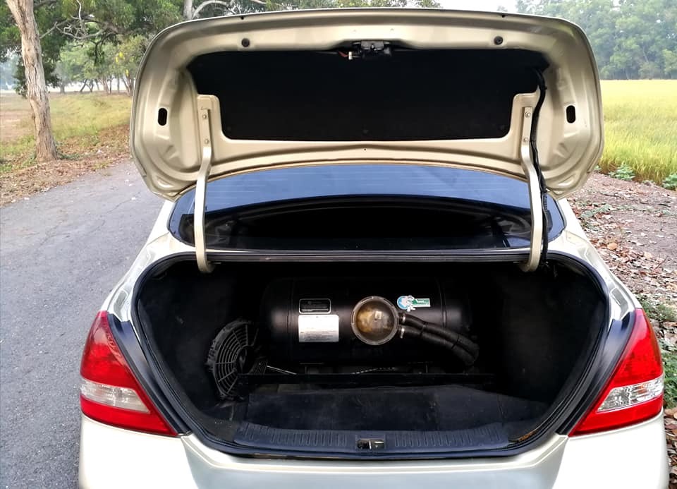 Nissan Tiida Latio ปี 2010 (รูปที่ 5)