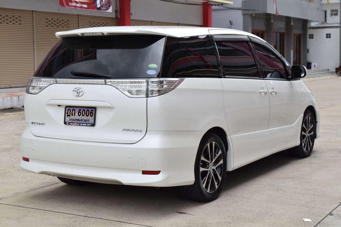 Toyota Estima ปี 2012 สีขาว (รูปที่ 3)