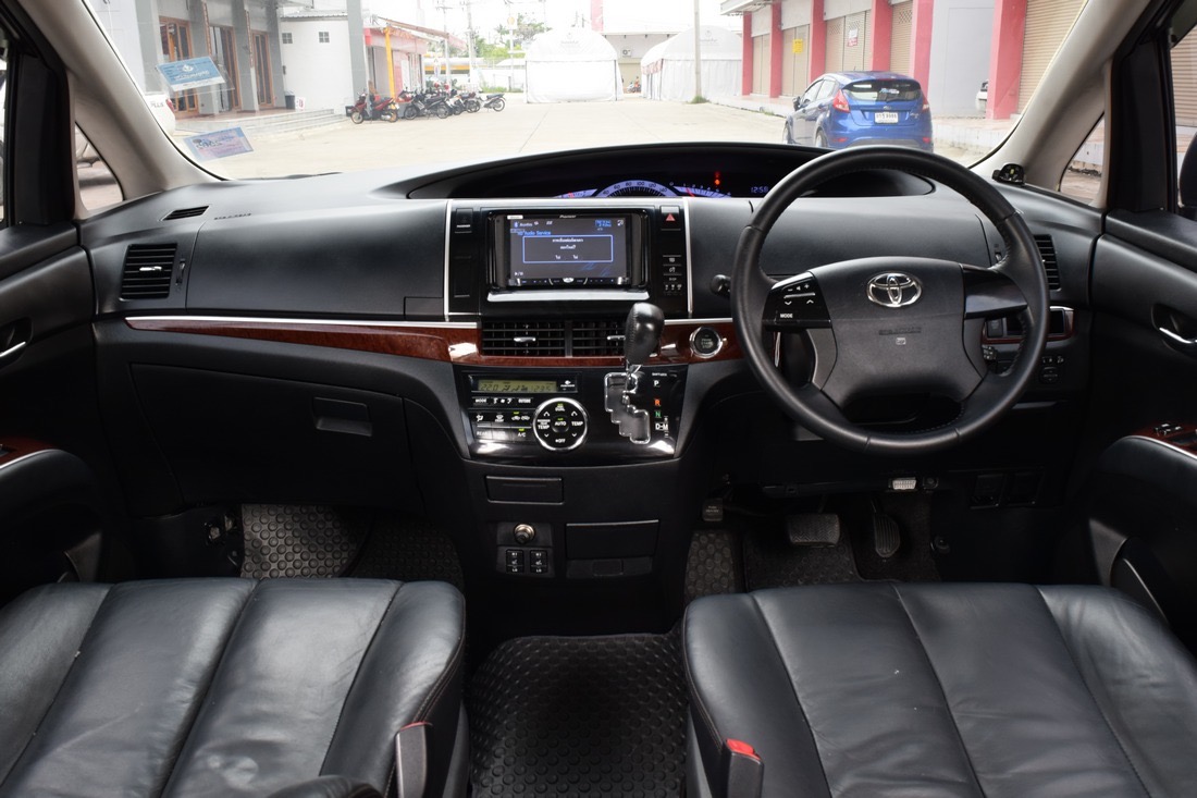 Toyota Estima ปี 2012 สีขาว (รูปที่ 7)