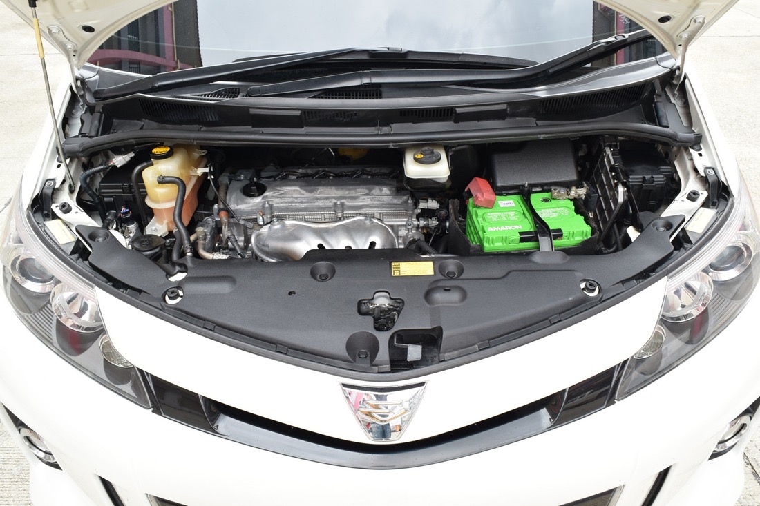 Toyota Estima ปี 2012 สีขาว (รูปที่ 6)