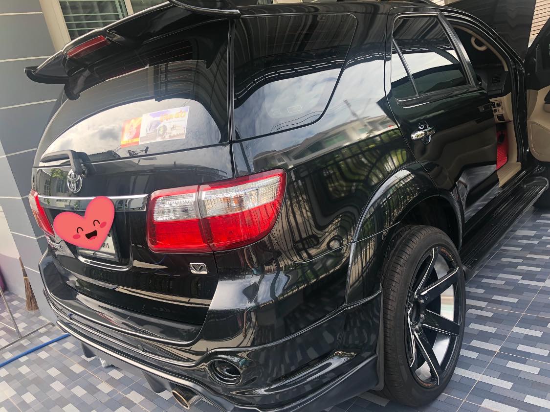 Toyota Fortuner ปี 2011 สีดำ (รูปที่ 3)