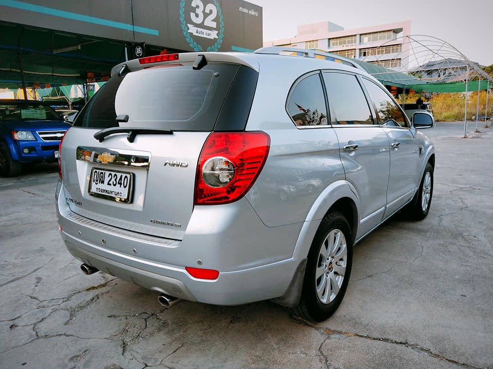 Chevrolet Captiva ไมเนอร์เชนจ์1 ปี 2010 สีเงิน