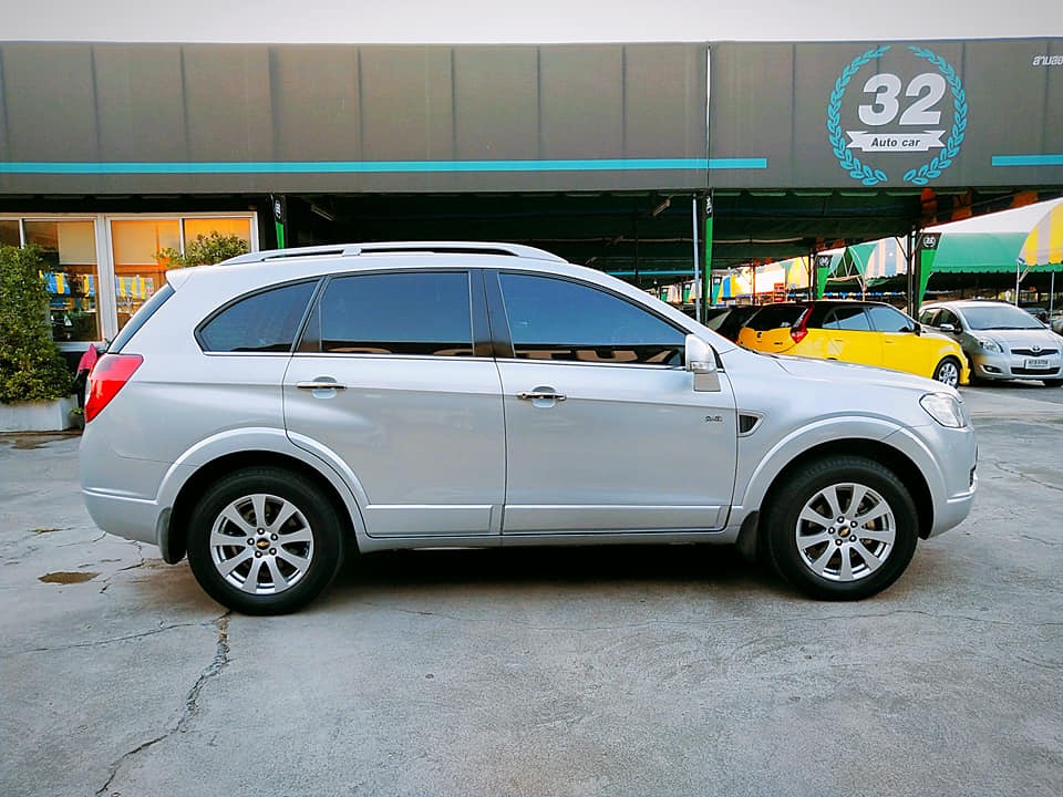 Chevrolet Captiva ไมเนอร์เชนจ์1 ปี 2010 สีเงิน