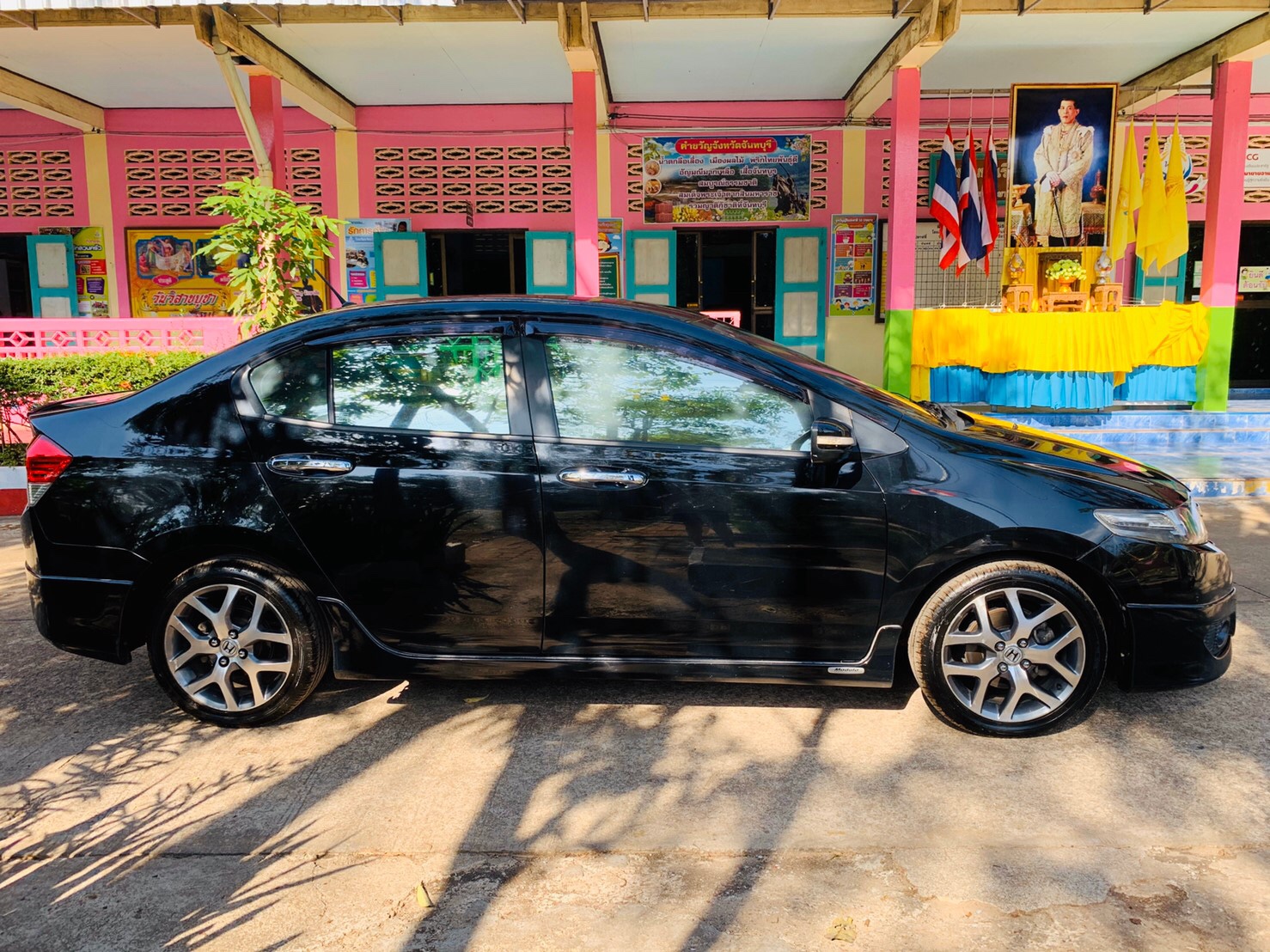 Honda City ปี 2010 สีดำ (รูปที่ 12)