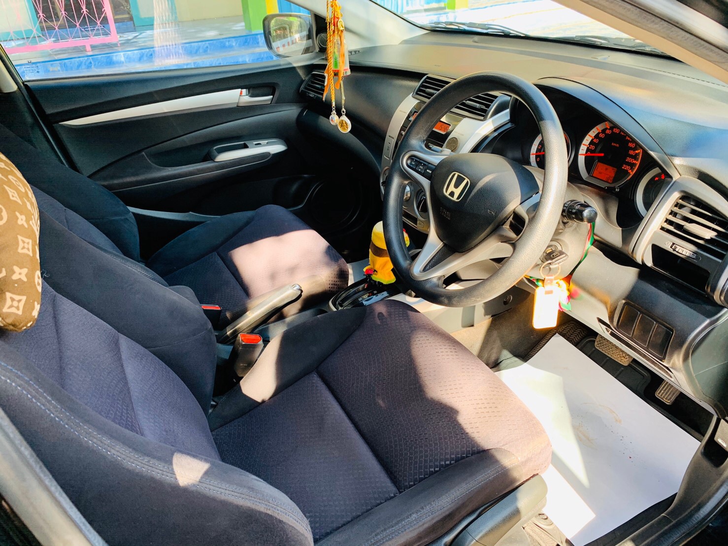 Honda City ปี 2010 สีดำ (รูปที่ 8)