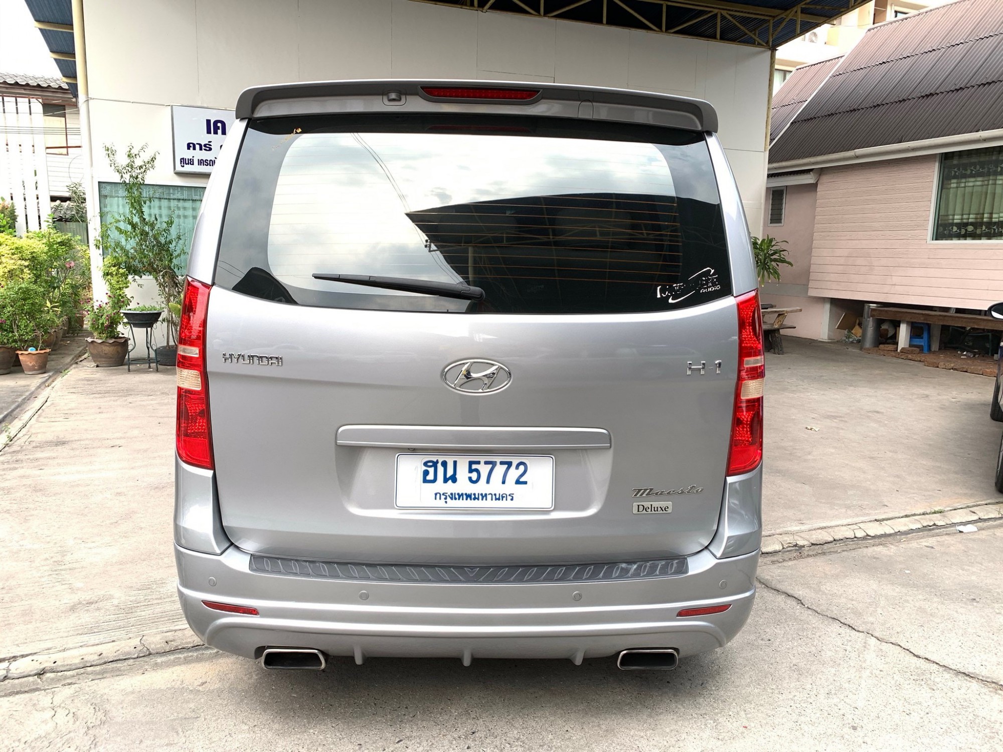 Hyundai H-1 ปี 2011 สีเงิน (รูปที่ 13)