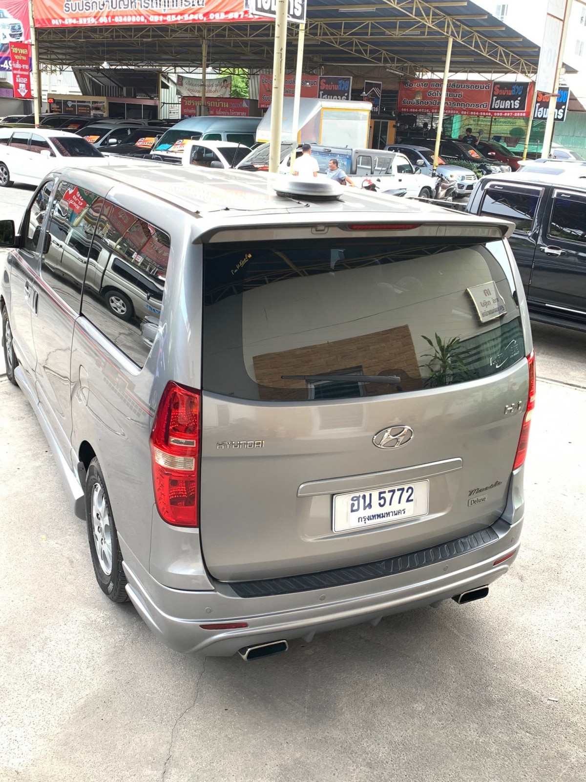 Hyundai H-1 ปี 2011 สีเงิน (รูปที่ 14)