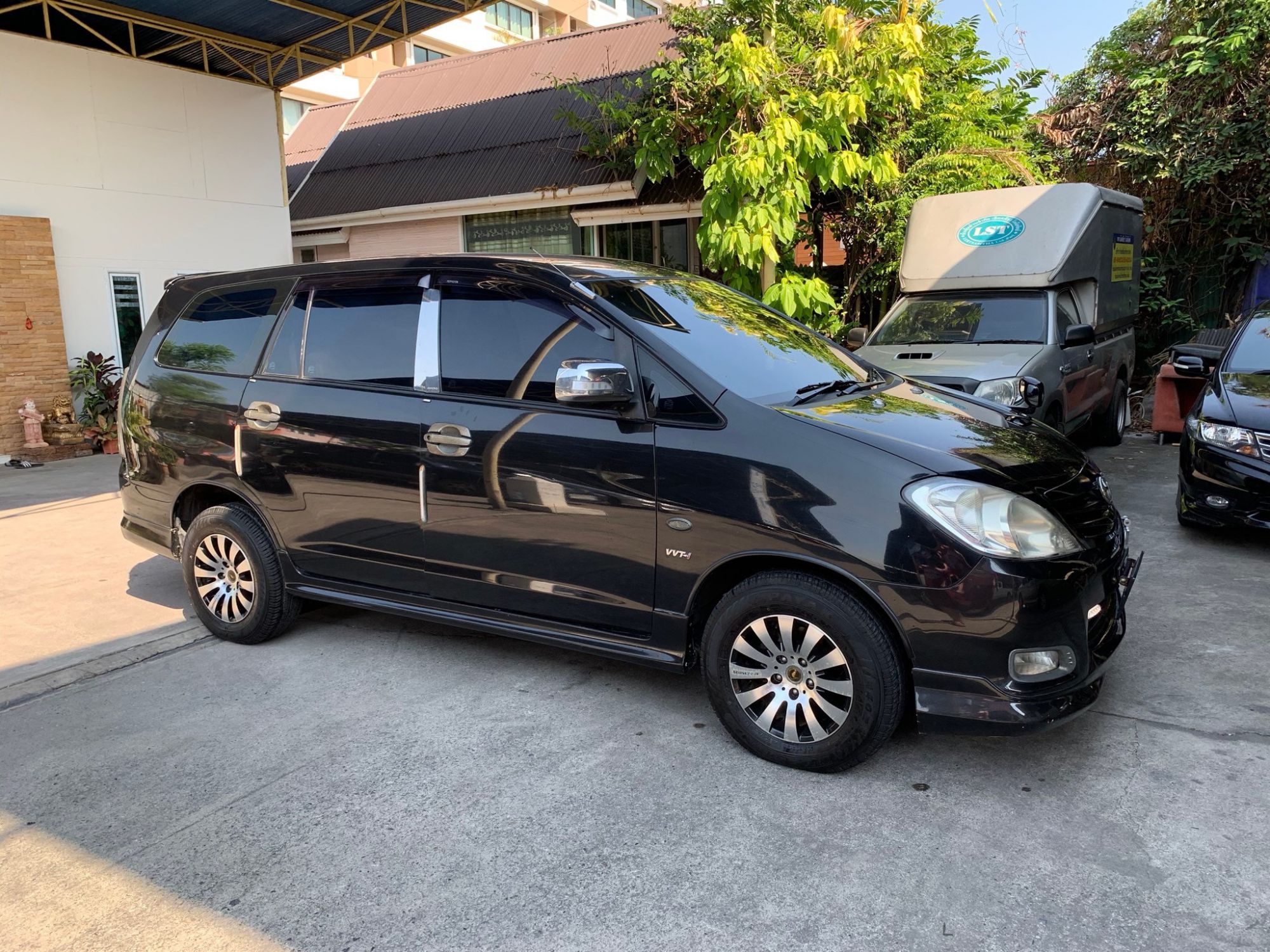 Toyota Innova ปี 2009 สีดำ (รูปที่ 16)