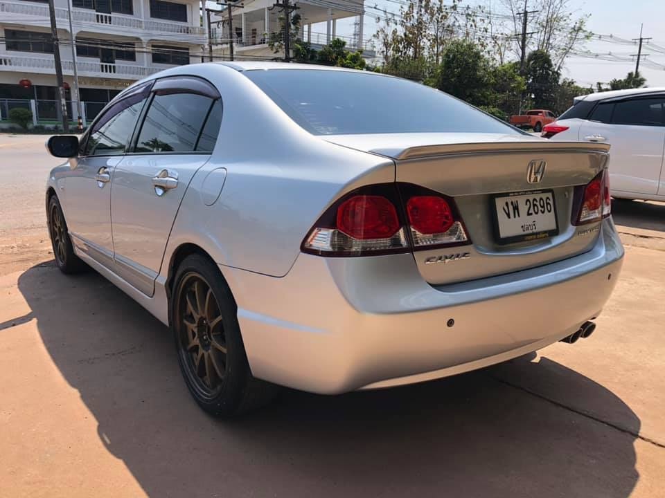 Honda Civic FD ปี 2010 สีเงิน (รูปที่ 4)