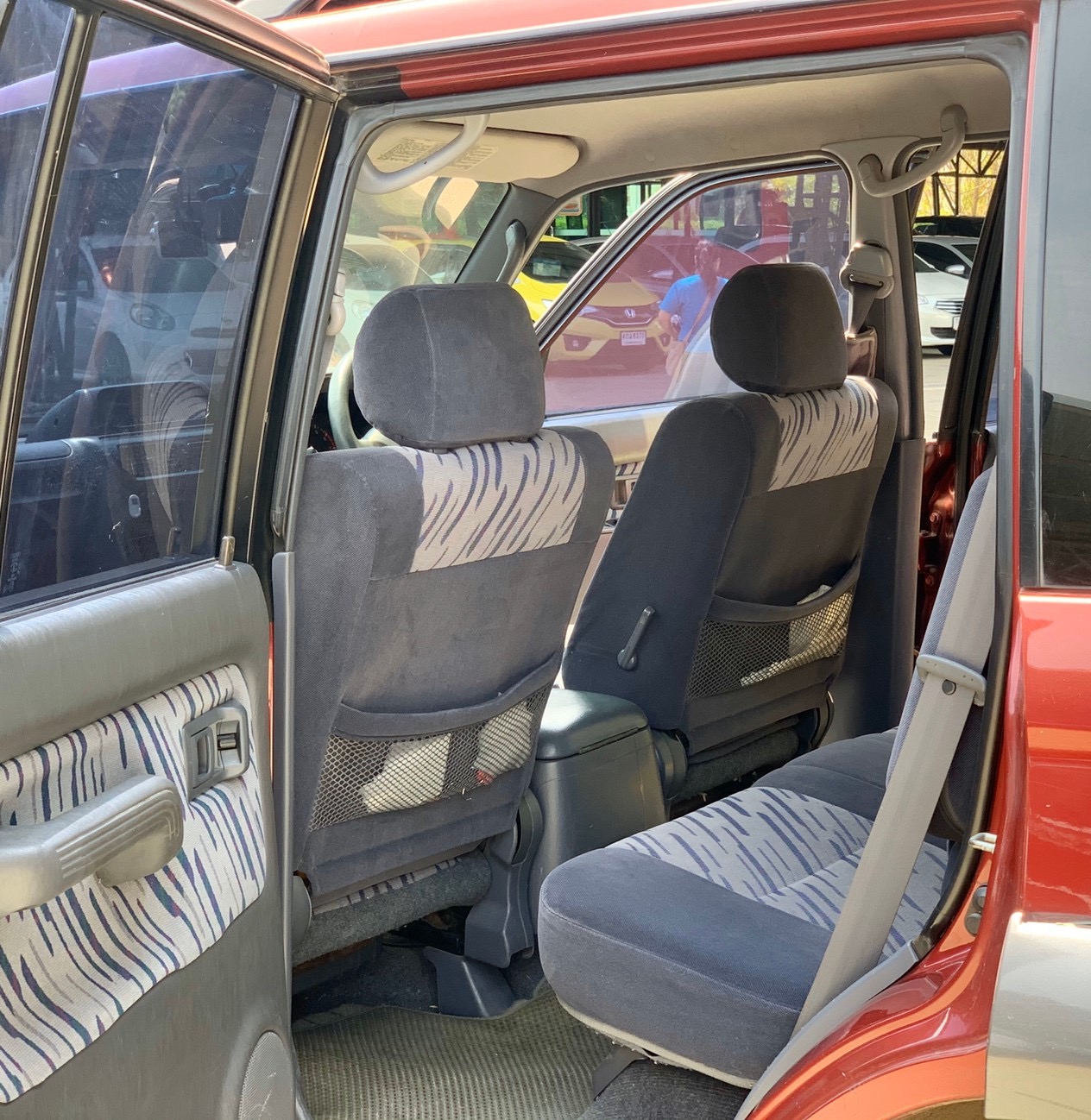 Toyota Land Cruiser Prado J90 ปี 1997 สีแดง (รูปที่ 16)