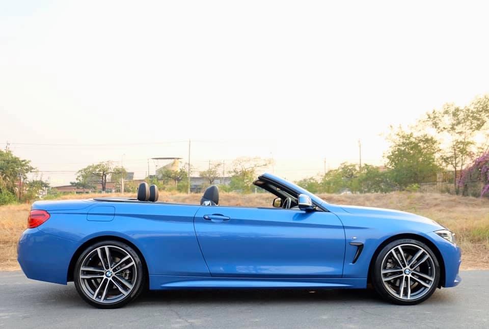 BMW 4 Series F33 430i ปี 2017 สีน้ำเงิน (รูปที่ 4)