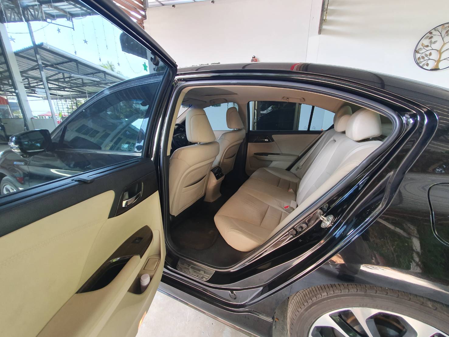 Honda Accord Gen 9 ปี 2015 สีดำ (รูปที่ 2)