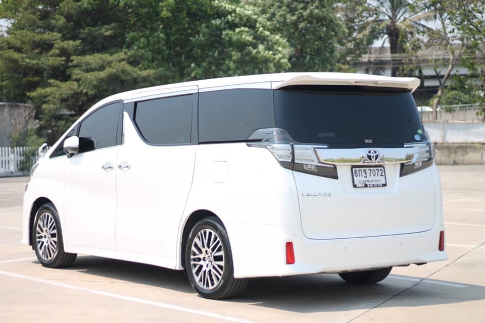 Toyota Vellfire ปี 2017 สีขาว (รูปที่ 6)