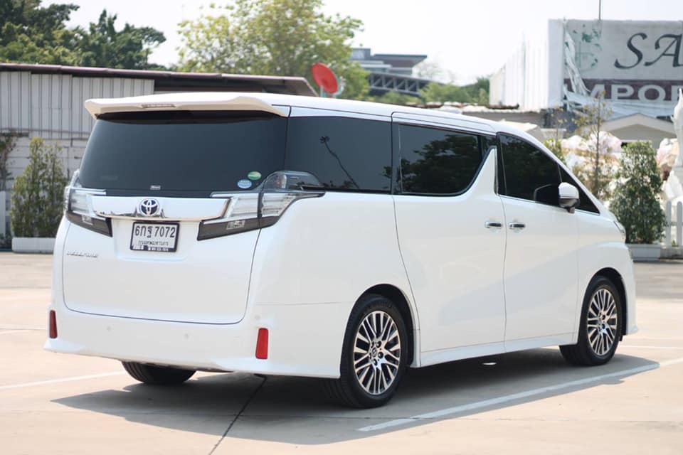 Toyota Vellfire ปี 2017 สีขาว (รูปที่ 7)