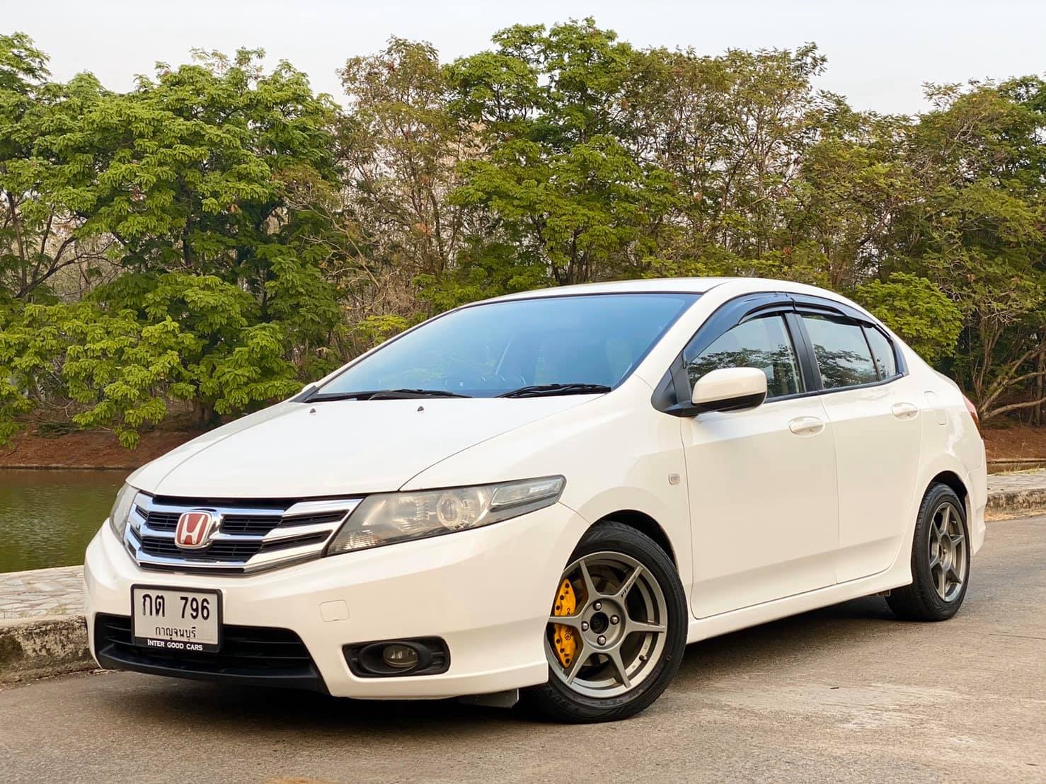 Honda City ปี 2012 สีขาว