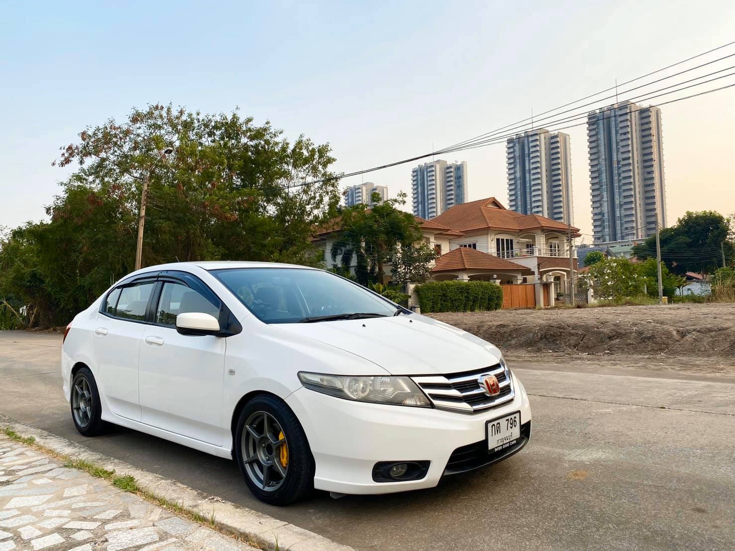 Honda City ปี 2012 สีขาว (รูปที่ 5)