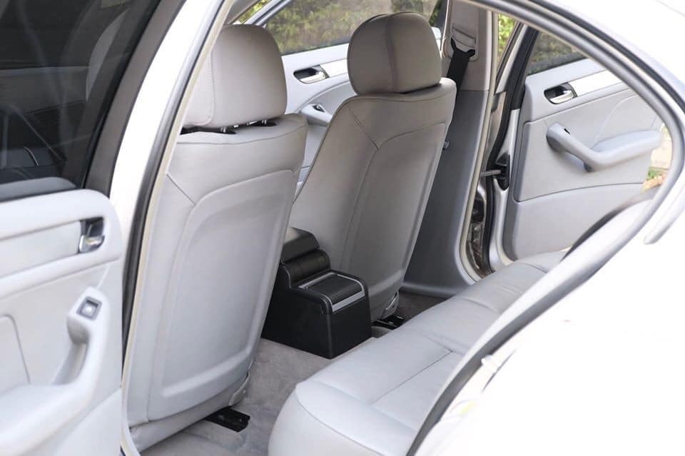 BMW 3 Series E46 318i ปี 2004 สีเงิน (รูปที่ 9)