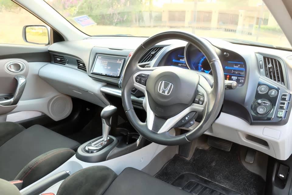 Honda CR-Z (ZF1) ปี 2011 สีขาว (รูปที่ 13)