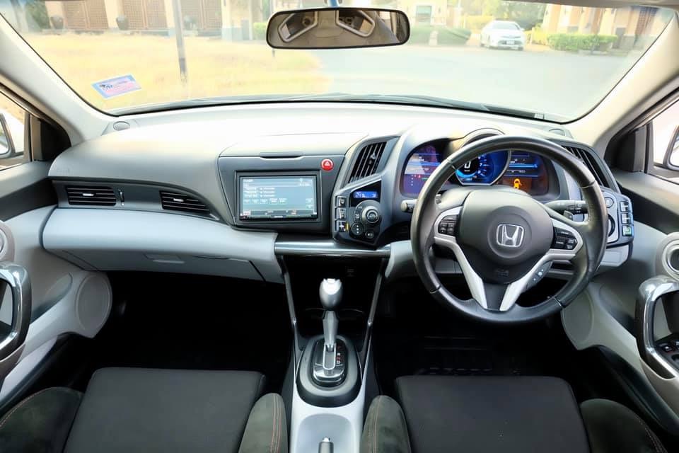 Honda CR-Z (ZF1) ปี 2011 สีขาว (รูปที่ 14)