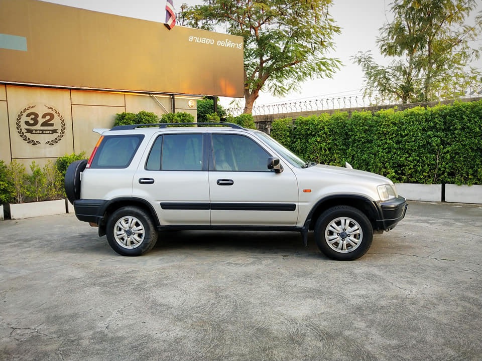 Honda CR-V ปี 1999 สีเงิน (รูปที่ 11)