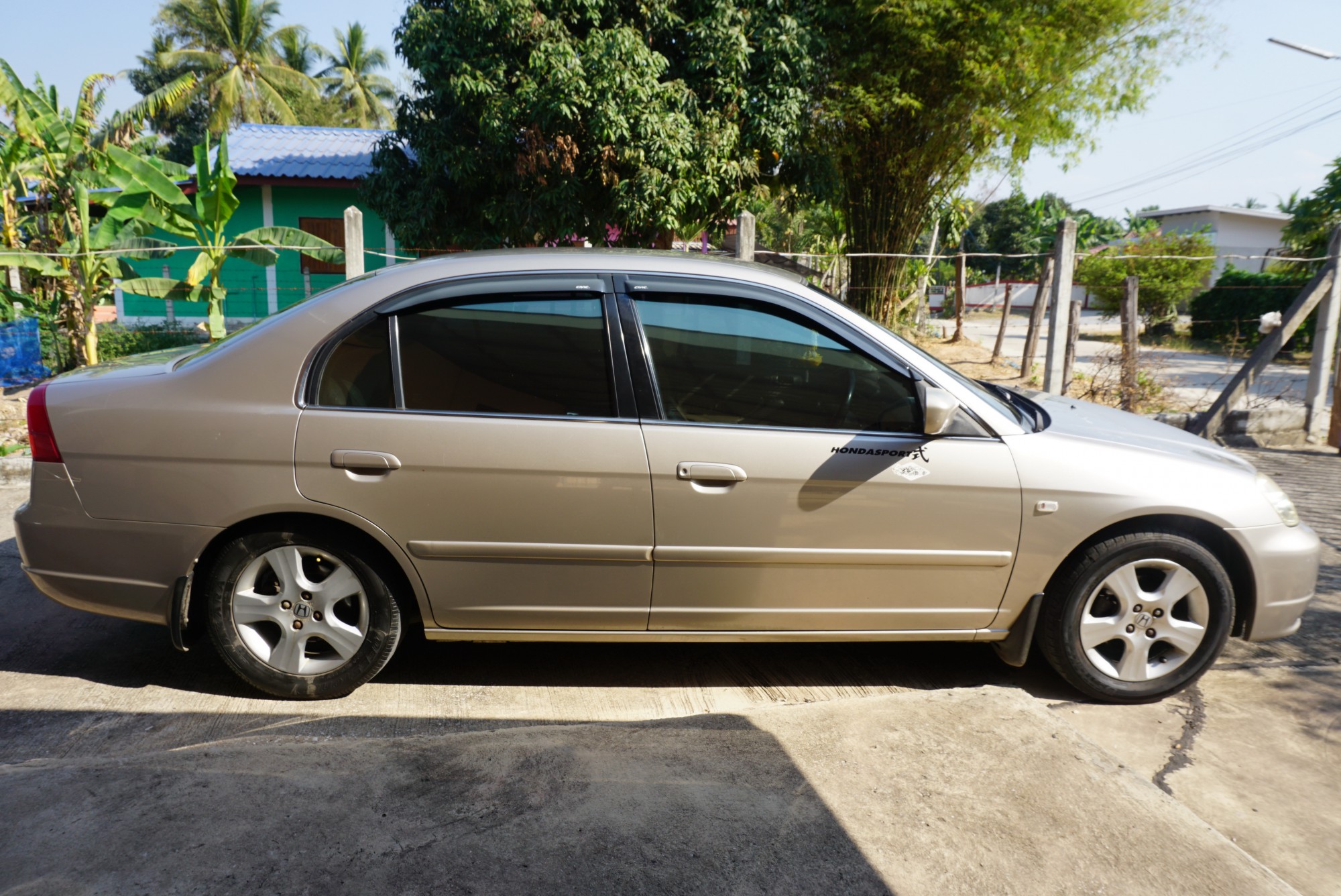 Honda Civic ES (Dimension) ปี 2001 สีทอง