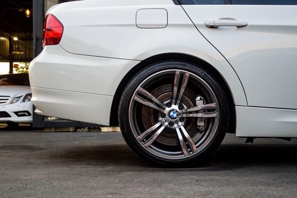 BMW 3 Series E90 318i ปี 2010 สีขาว (รูปที่ 13)