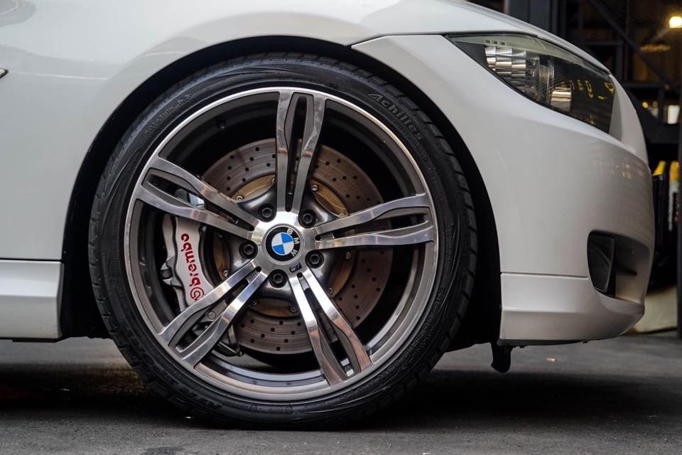 BMW 3 Series E90 318i ปี 2010 สีขาว (รูปที่ 12)