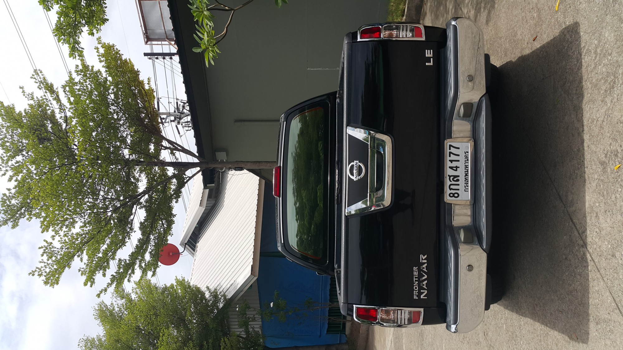 Nissan Navara ปี 2015 สีดำ (รูปที่ 4)