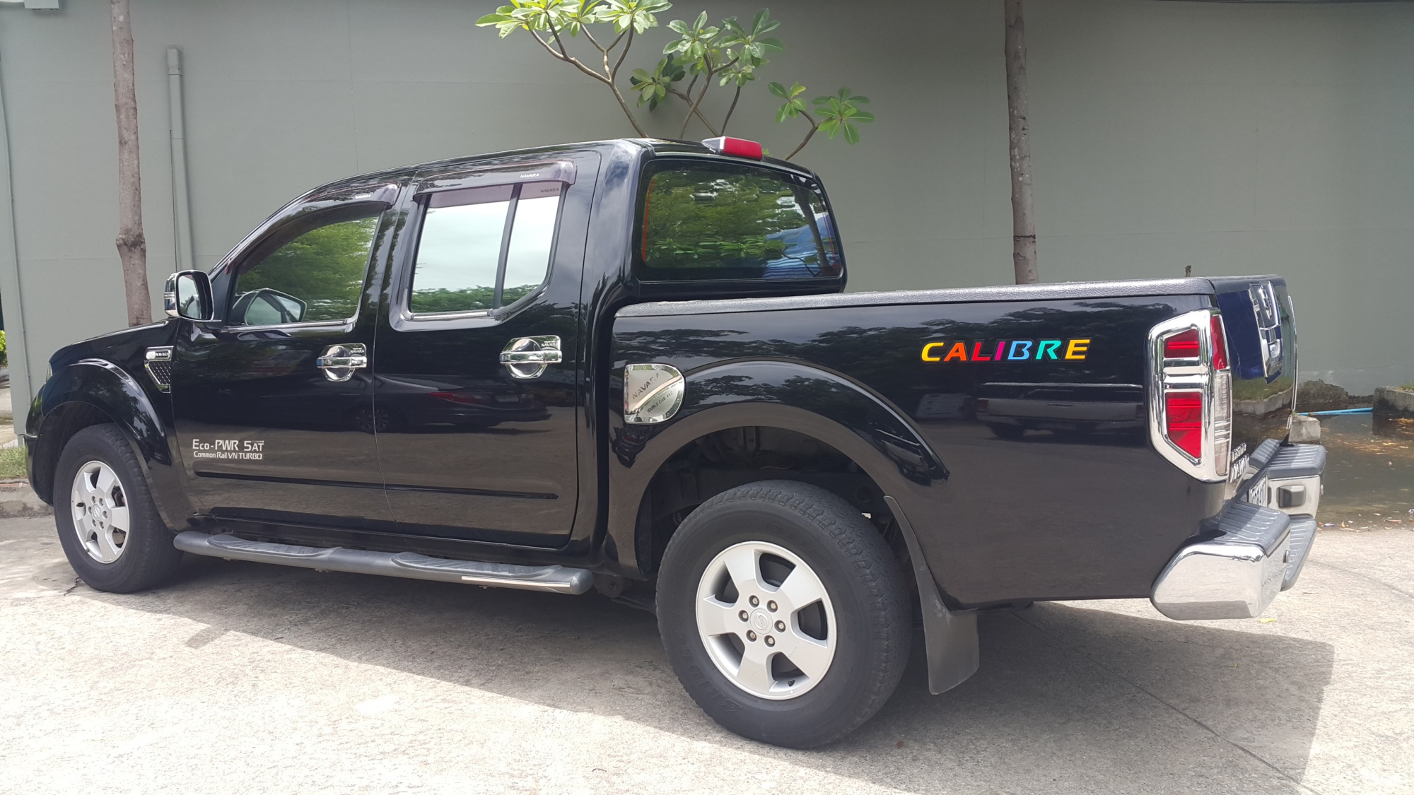 Nissan Navara ปี 2015 สีดำ (รูปที่ 5)