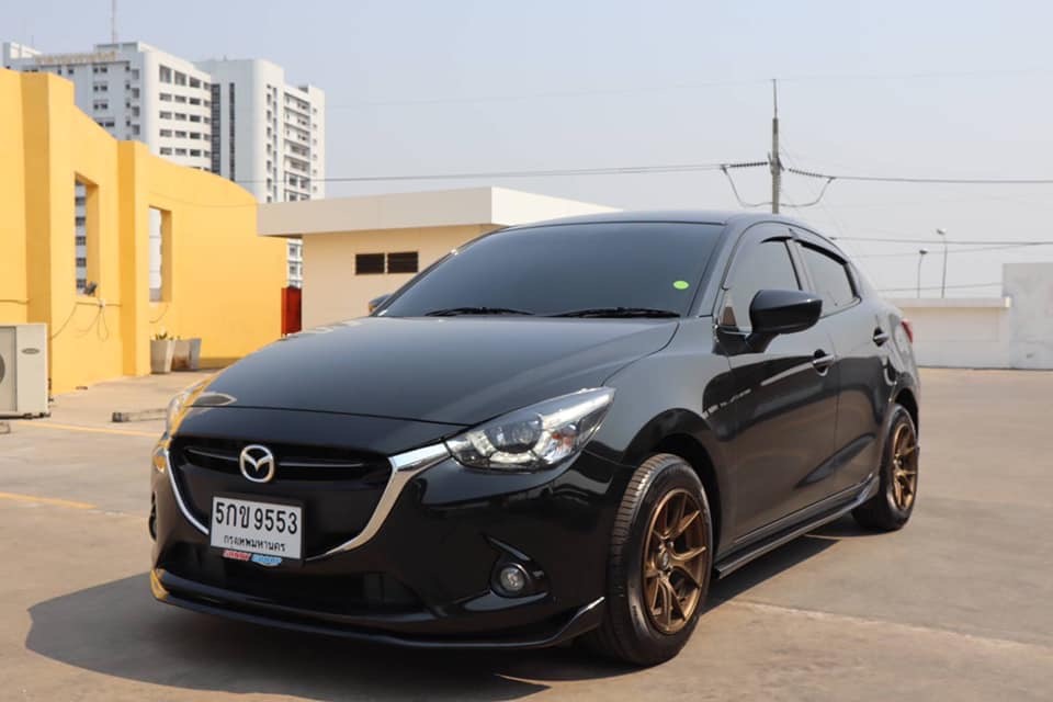 Mazda 2 ปี 2016 สีดำ