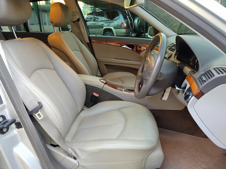 Mercedes-Benz E-Class W211 E200 ปี 2009 สีเงิน (รูปที่ 5)