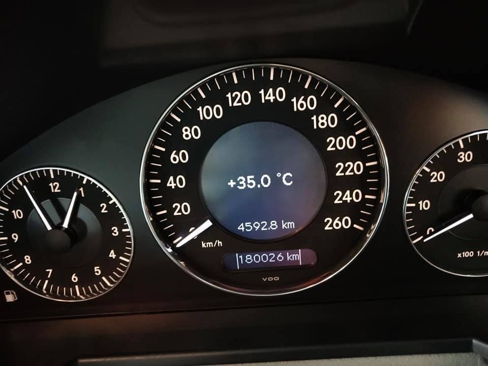 Mercedes-Benz E-Class W211 E200 ปี 2009 สีเงิน (รูปที่ 7)