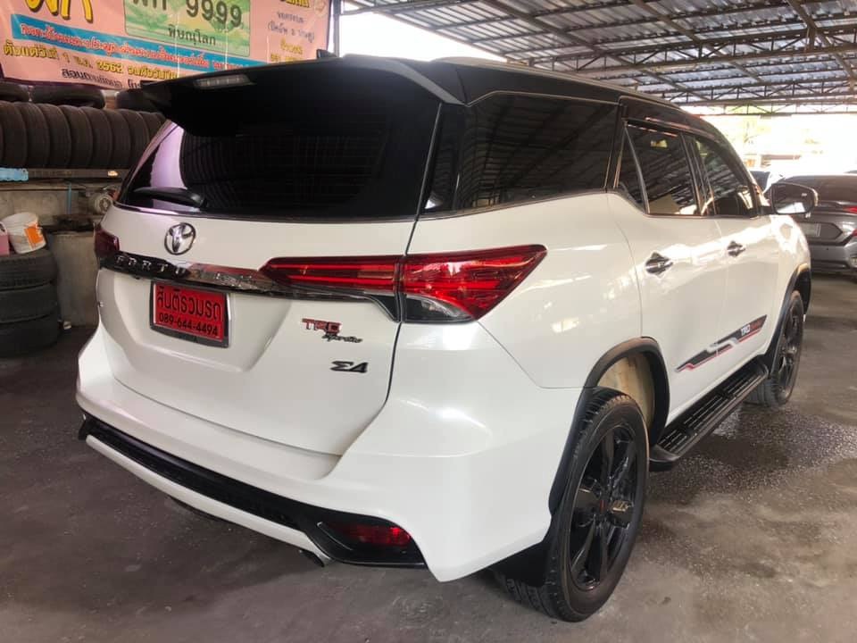 Toyota Fortuner ปี 2018 สีขาว (รูปที่ 5)