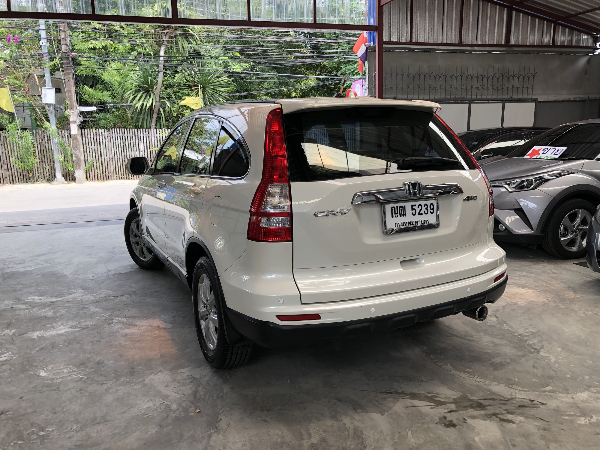 Honda CR-V ปี 2011 สีขาว (รูปที่ 2)