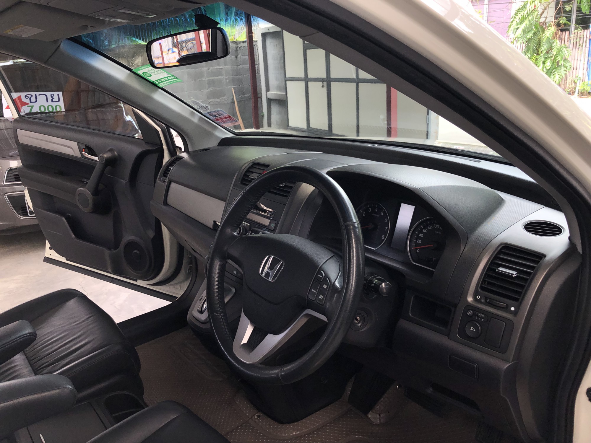 Honda CR-V ปี 2011 สีขาว (รูปที่ 3)