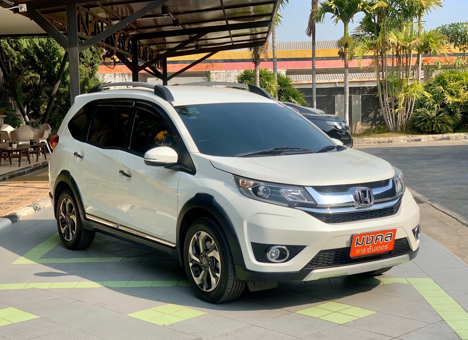 Honda BR-V ปี 2016 สีขาว