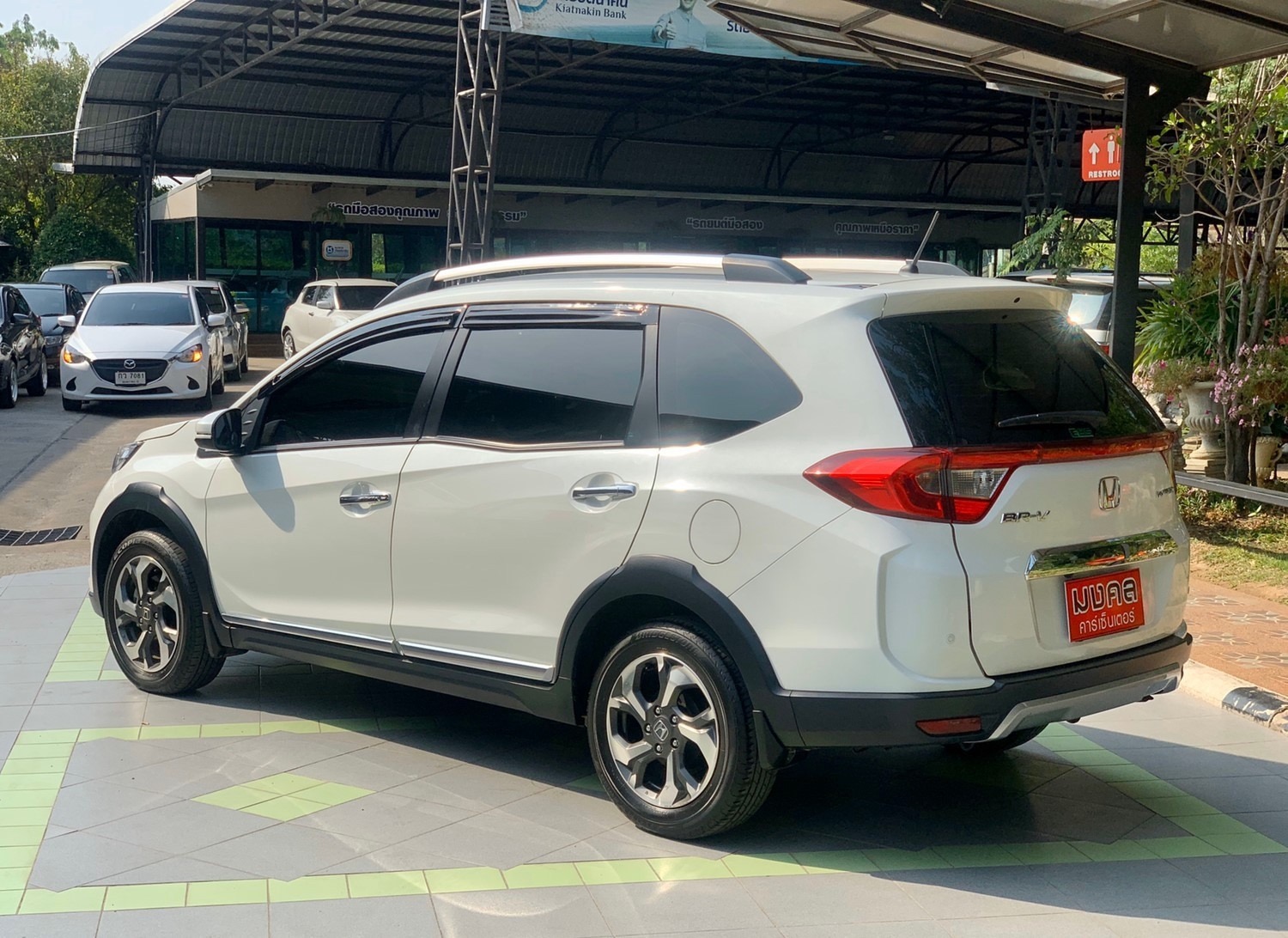 Honda BR-V ปี 2016 สีขาว (รูปที่ 4)